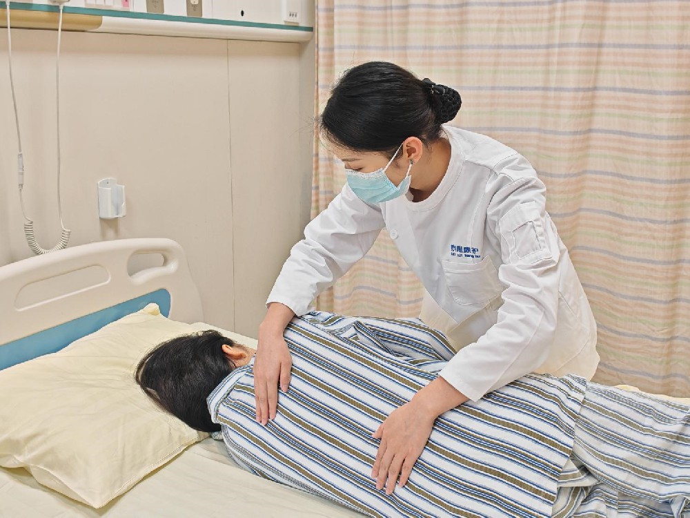 泰心康护:探索免陪照护之路 推动前沿科技服务应用落地