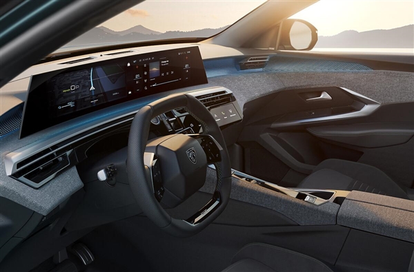 论颜值还得法国人 全新标致3008内饰官图发布:秒杀BBA(图2) 论颜值还得法国人 全新标致3008内饰官图发布:秒杀BBA(图2)